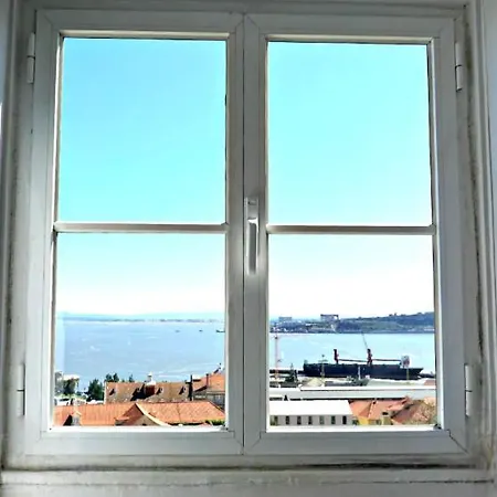 Santos Guest house *